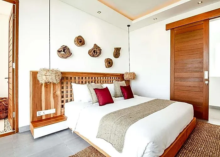 Stunning 4bd Retreat, 5min Walk To Finns Bliss Villa Dalung (Bali)