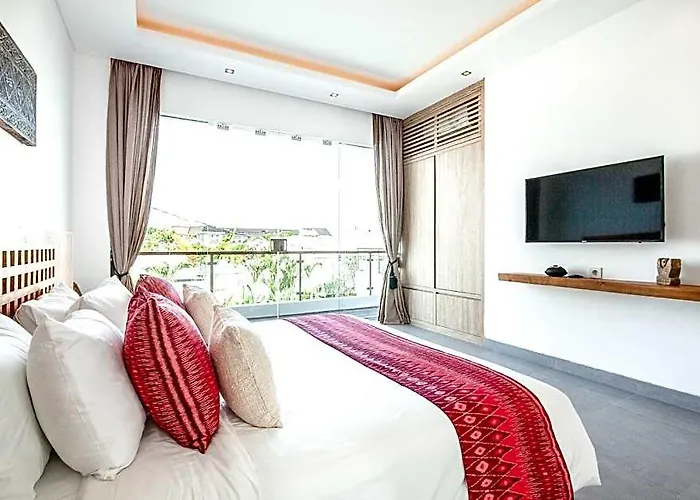 Stunning 4bd Retreat, 5min Walk To Finns Bliss Villa Dalung (Bali)