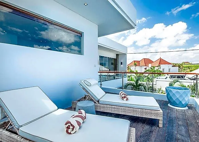 Stunning 4bd Retreat, 5min Walk To Finns Bliss Dalung (Bali)